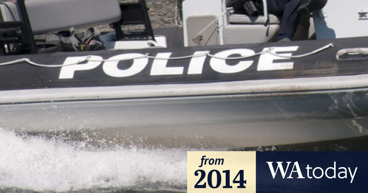 Four injured in Fremantle boat crash